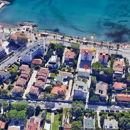 Les Pieds Dans L'eau : Grand T2 Avec Garage * La Ciotat