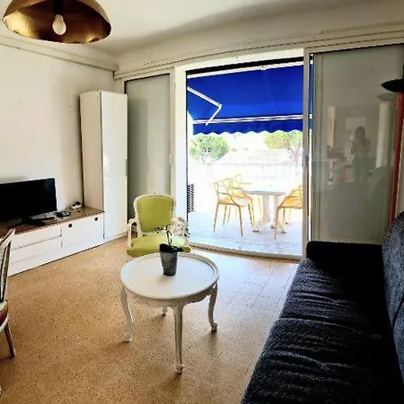 Apartment Les Pieds Dans L'eau : Grand T2 Avec Garage